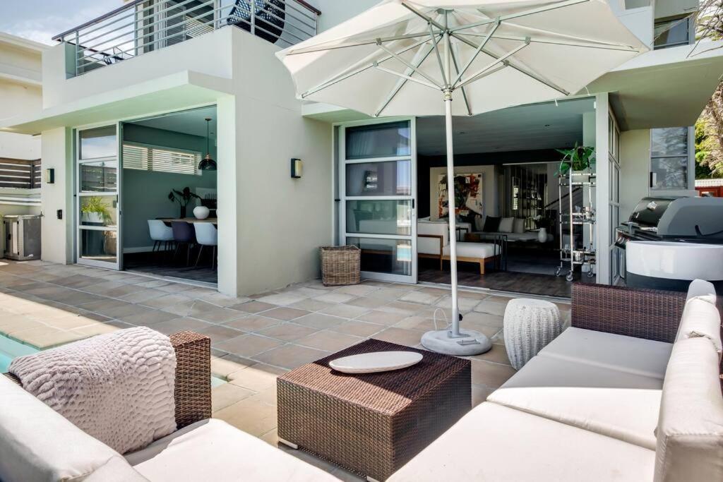 Apostles Pillow Villa